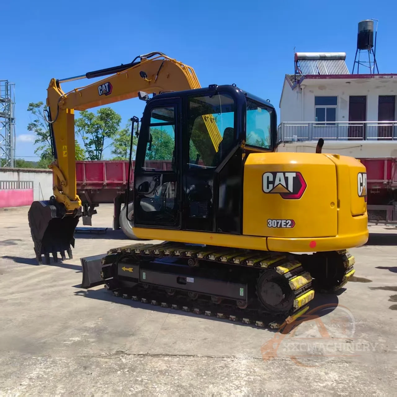 Used Caterpillar 307E2 excavator (1)