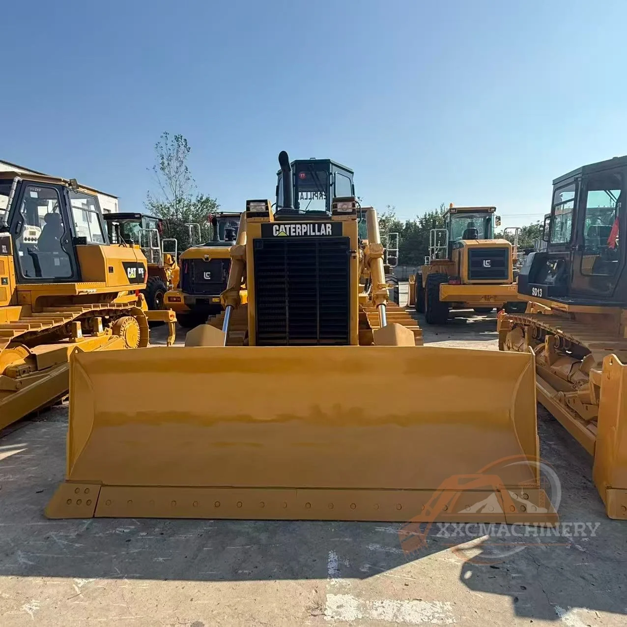 Used Caterpillar D7G bulldozer (1)