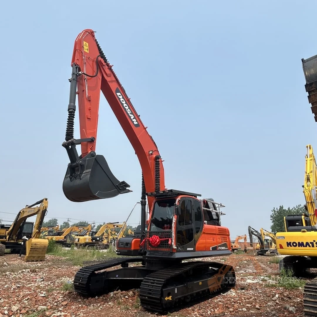 Used Doosan 300LC-9C excavator (1)