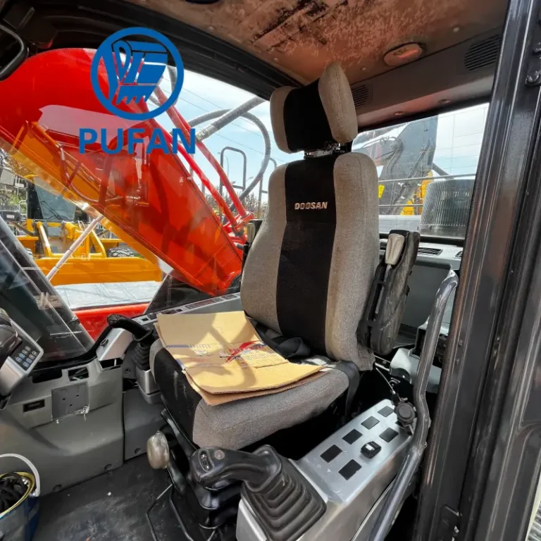 Used Doosan DX300LC-9C4