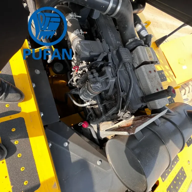 Used Komatsu PC36010