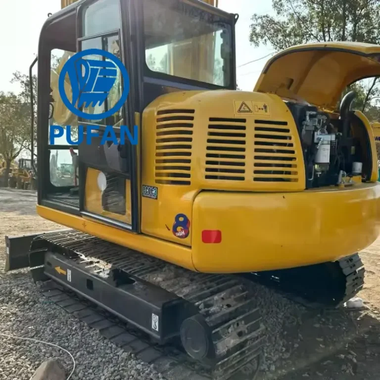 Used Komatsu PC702