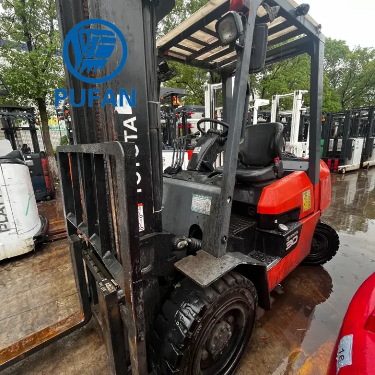 Used TOYOTA FD302