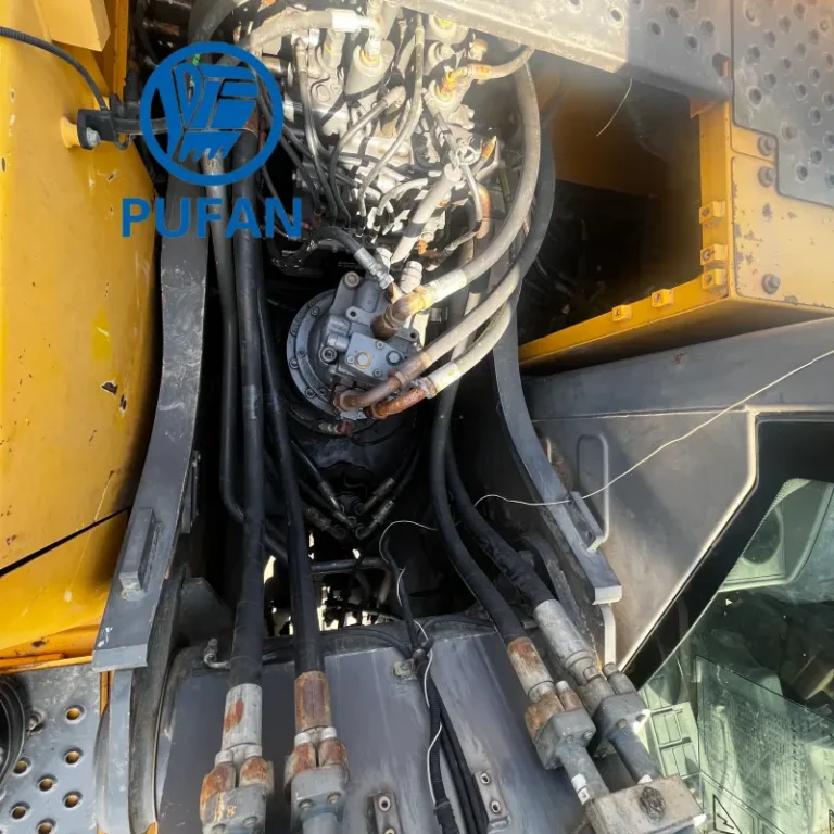 Used Volvo EC220D8